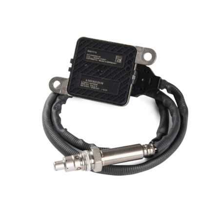 Czujnik NOx  Mercedes S-Class 223, V-Class 447, G-Class 463 G 400d 350d A0009050614